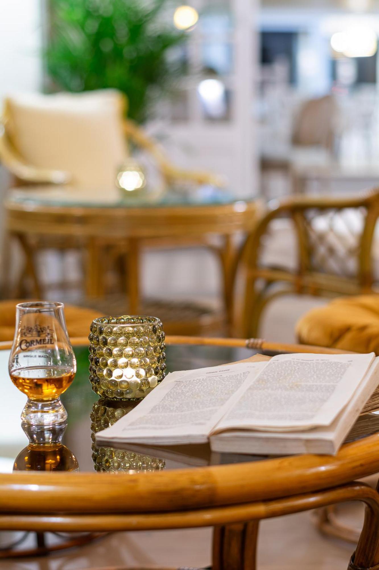 Hotel De La Plage Courseulles-sur-Mer Ngoại thất bức ảnh